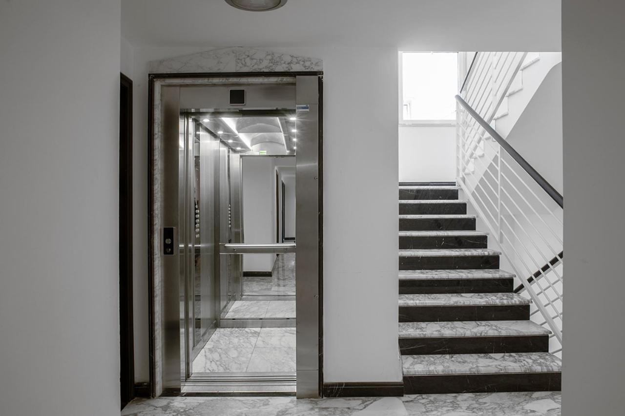 Penthouse 40 In Trastevere With Seasonally Jacuzzi روما المظهر الخارجي الصورة