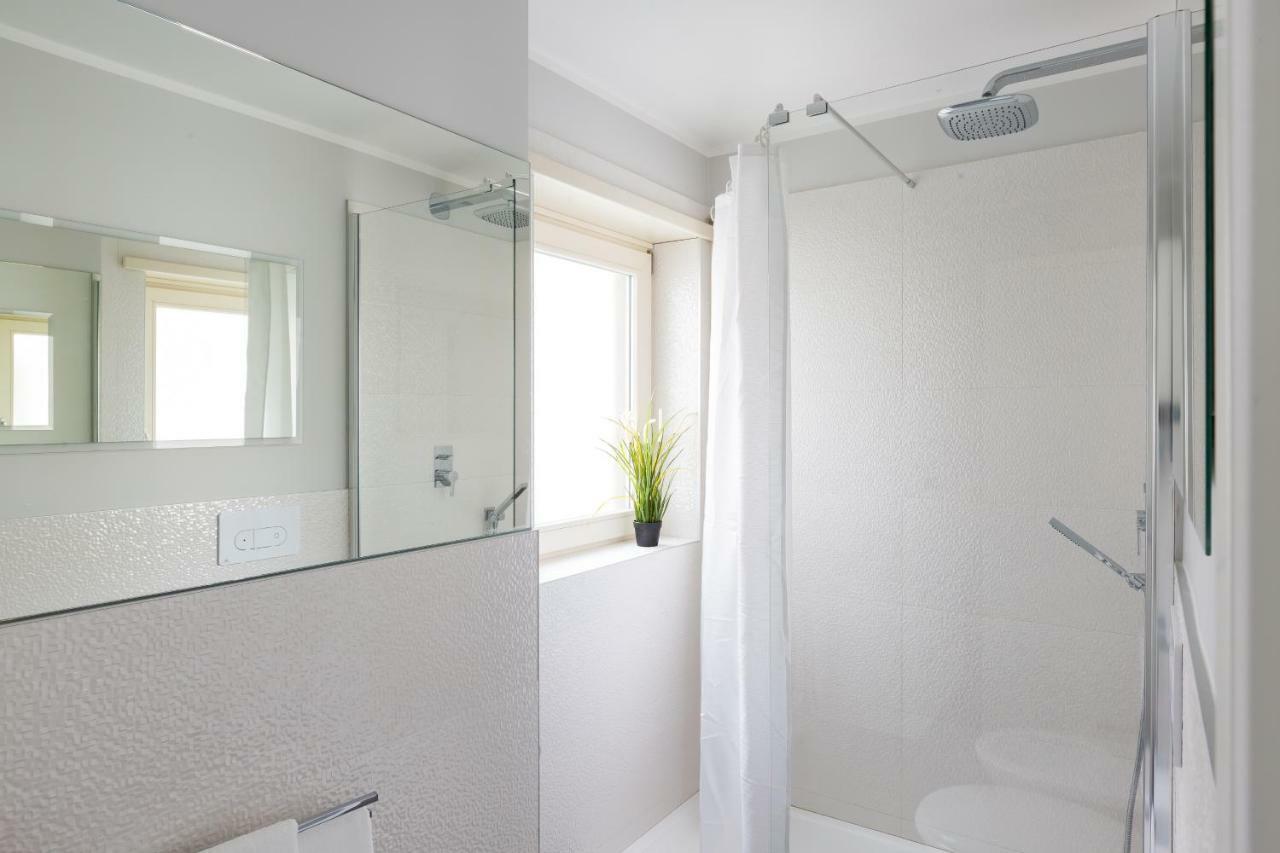 Penthouse 40 In Trastevere With Seasonally Jacuzzi روما المظهر الخارجي الصورة