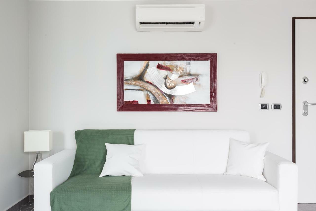 Penthouse 40 In Trastevere With Seasonally Jacuzzi روما المظهر الخارجي الصورة