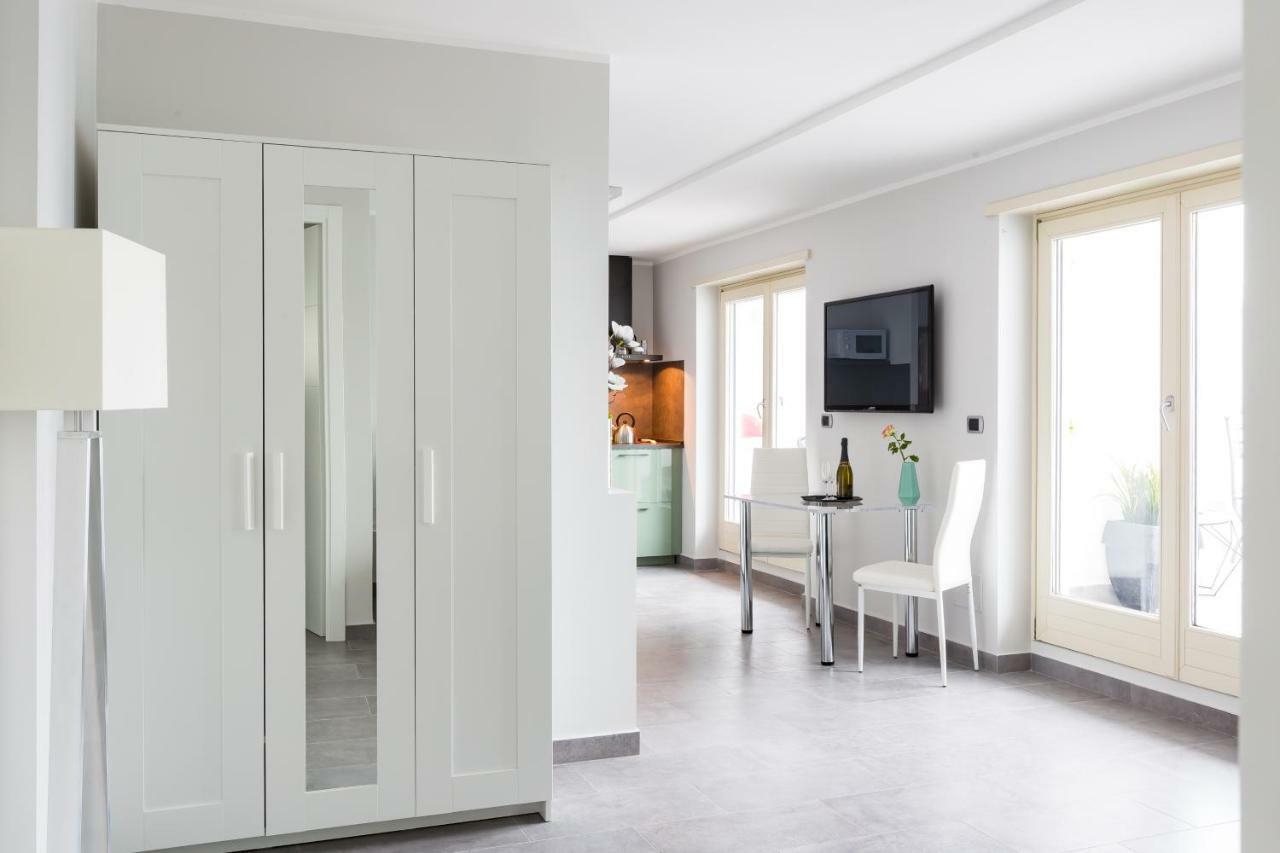 Penthouse 40 In Trastevere With Seasonally Jacuzzi روما المظهر الخارجي الصورة