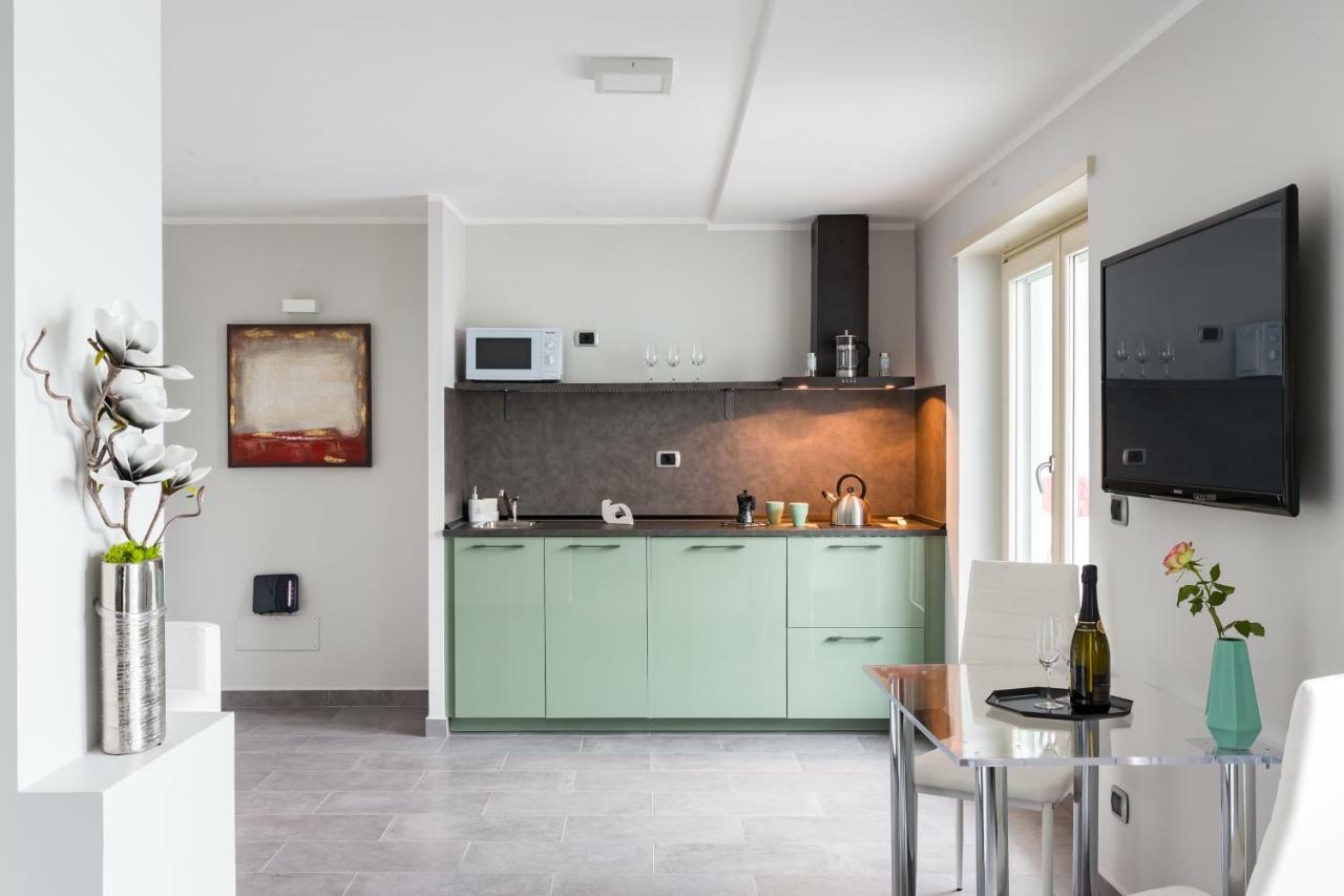 Penthouse 40 In Trastevere With Seasonally Jacuzzi روما المظهر الخارجي الصورة